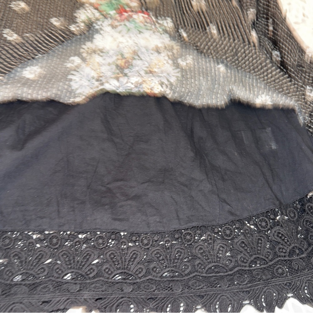 Style & Co. Black Floral Blouse with Tassel tire & crochet lace hem, sz M​​ - Picture 9 of 12